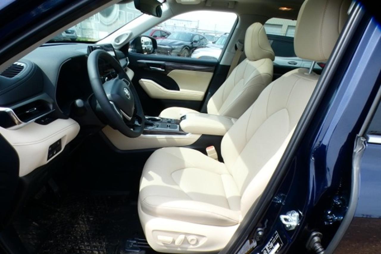 2025 Toyota Highlander Hybrid Limited AWD w/H&C L, pano S/R, NAV, BUC - Photo #11