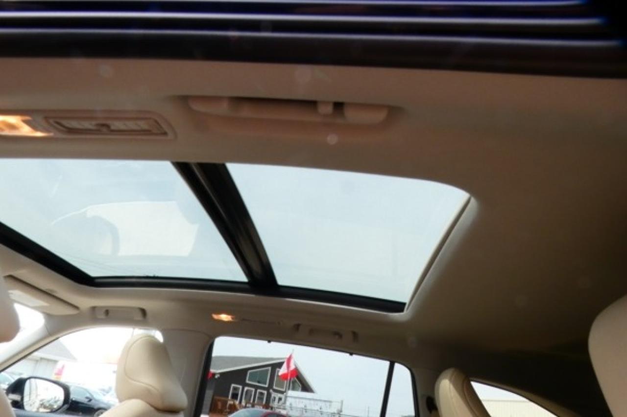 2025 Toyota Highlander Hybrid Limited AWD w/H&C L, pano S/R, NAV, BUC - Photo #18