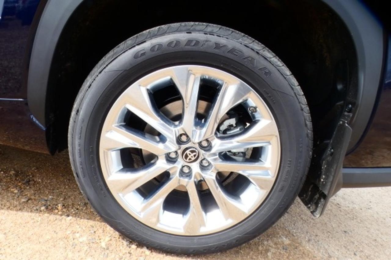 2025 Toyota Highlander Hybrid Limited AWD w/H&C L, pano S/R, NAV, BUC - Photo #20