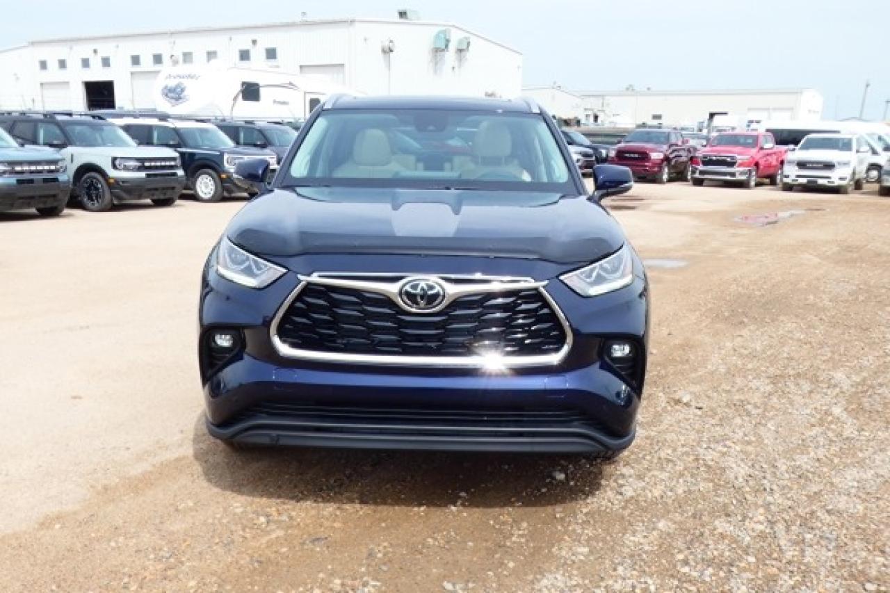 2025 Toyota Highlander Hybrid Limited AWD w/H&C L, pano S/R, NAV, BUC - Photo #3