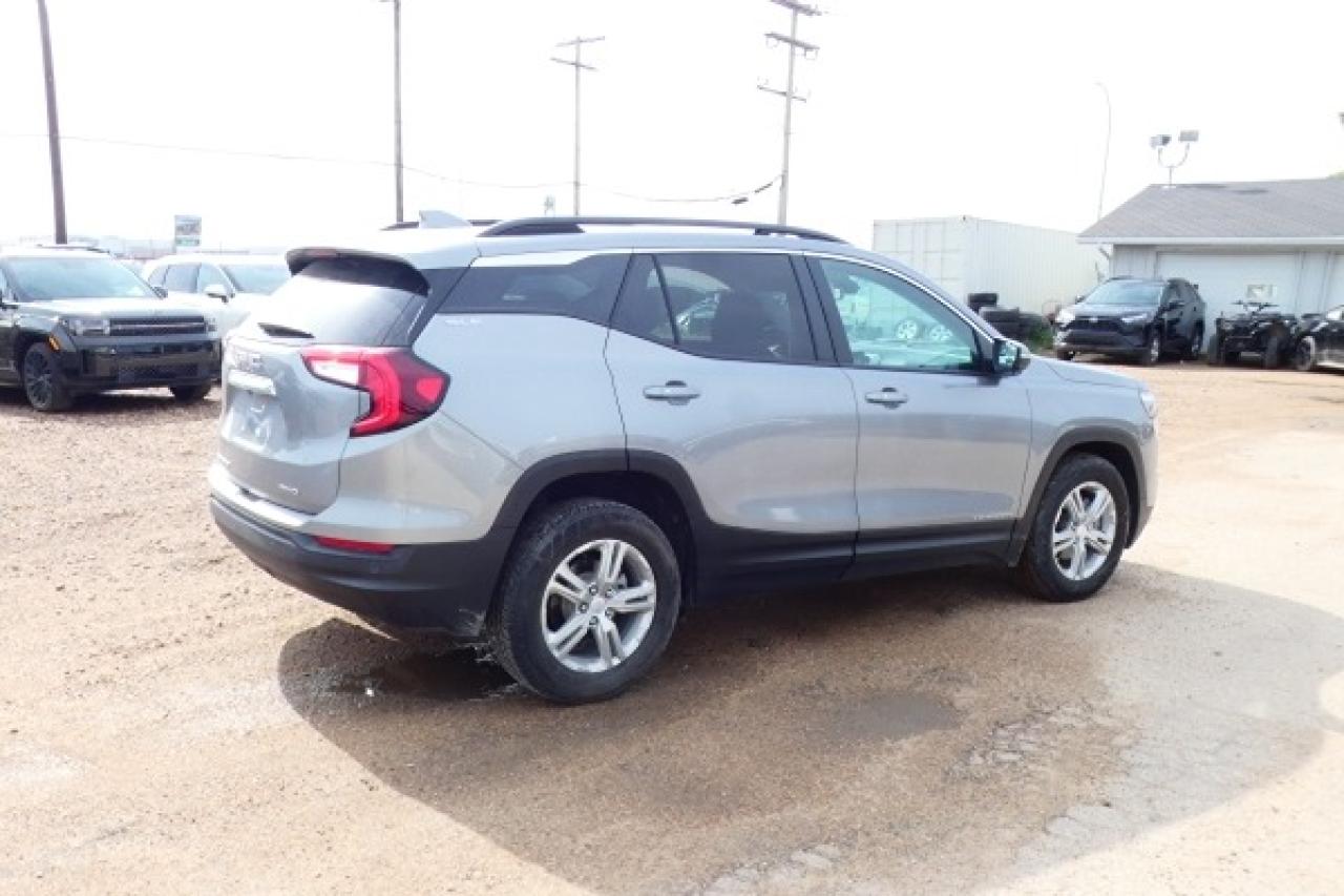2024 GMC Terrain SLE AWD 4dr w/Htd cloth, BUC - Photo #6