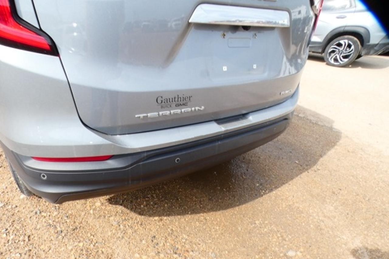 2024 GMC Terrain SLE AWD 4dr w/Htd cloth, BUC - Photo #27