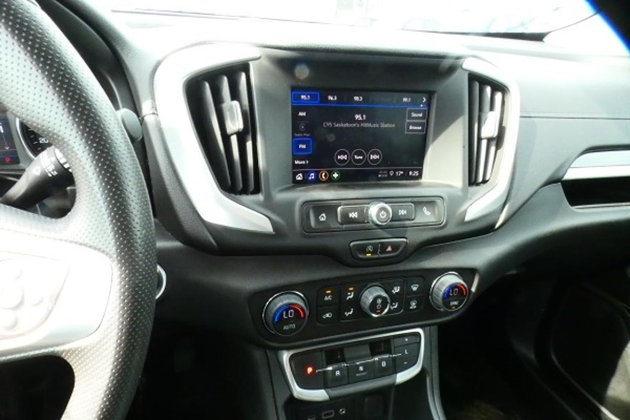 2024 GMC Terrain SLE AWD 4dr w/Htd cloth, BUC - Photo #15