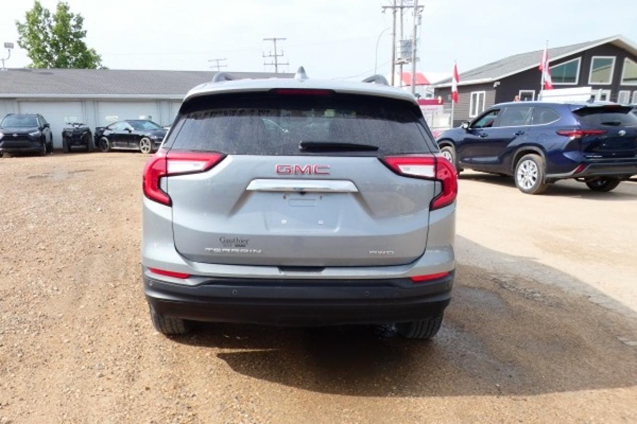2024 GMC Terrain SLE AWD 4dr w/Htd cloth, BUC - Photo #7