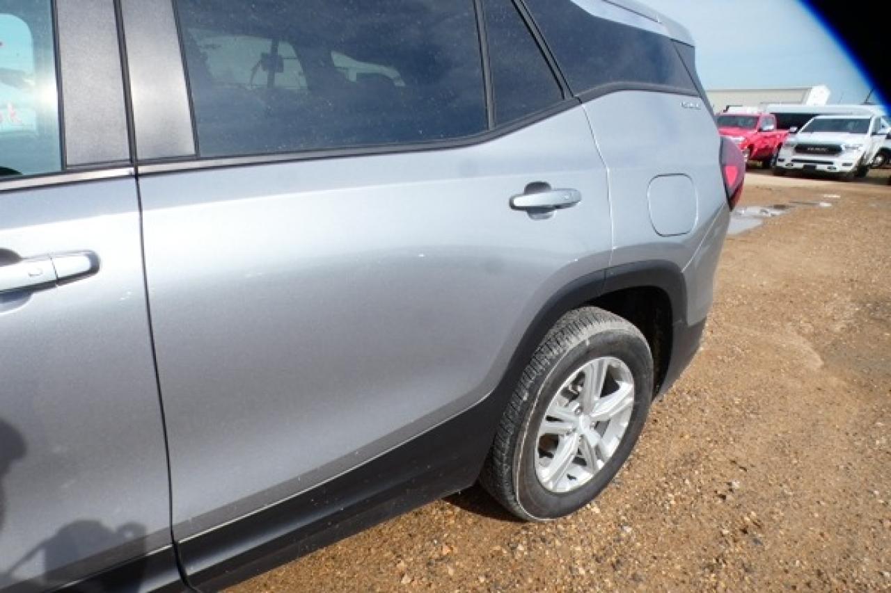 2024 GMC Terrain SLE AWD 4dr w/Htd cloth, BUC - Photo #24