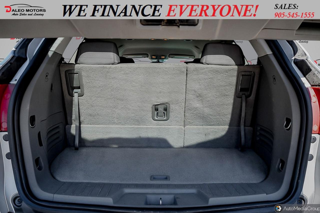 2009 Chevrolet Traverse LS / 7 PASSENGER