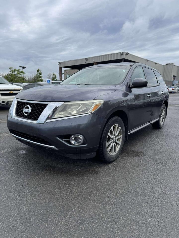 Used 2013 Nissan Pathfinder SL for sale in Vaudreuil-Dorion, QC