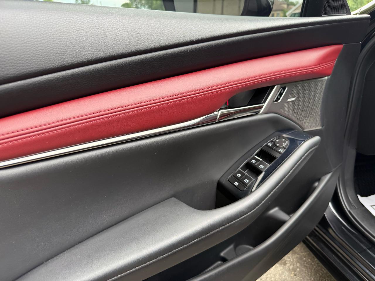 2020 Mazda MAZDA3 GT - Photo #6