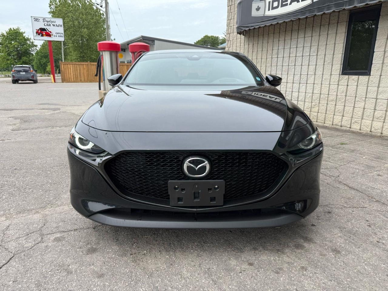 2020 Mazda MAZDA3 GT - Photo #2