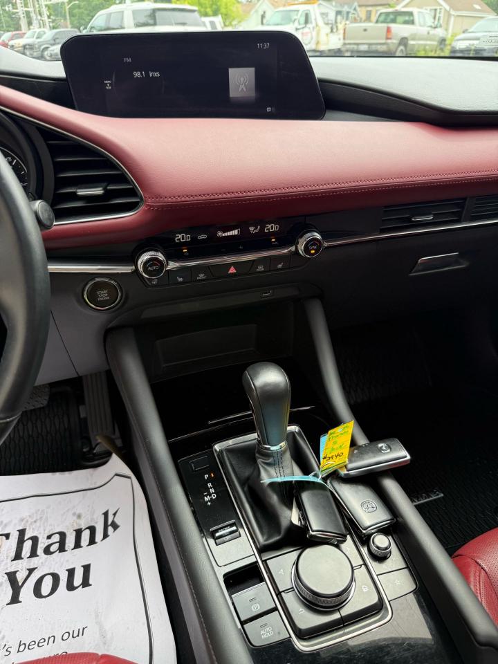 2020 Mazda MAZDA3 GT - Photo #12