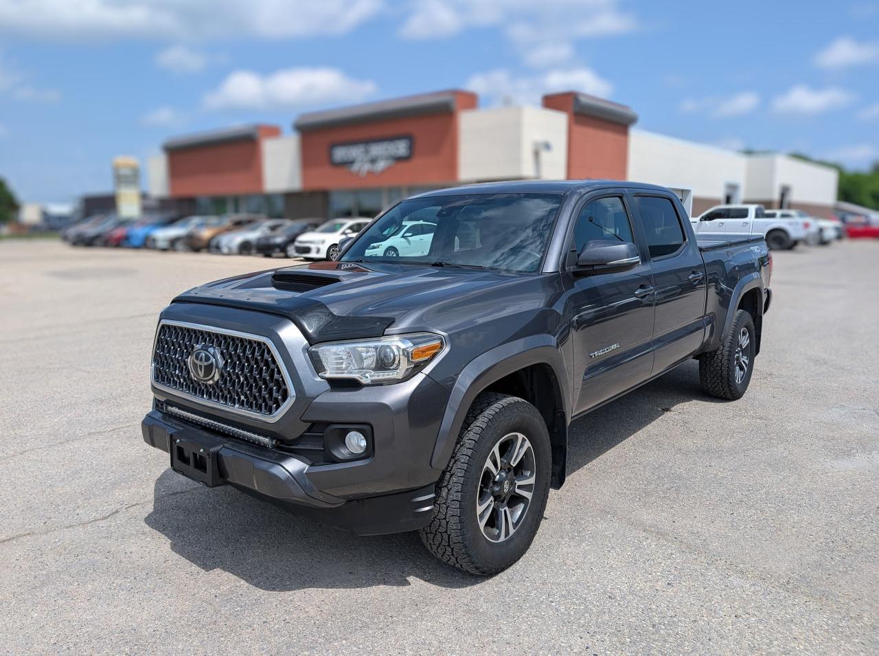 Used 2018 Toyota Tacoma SR5 | Adaptive Cruise | Heated Seats for sale in Steinbach, MB