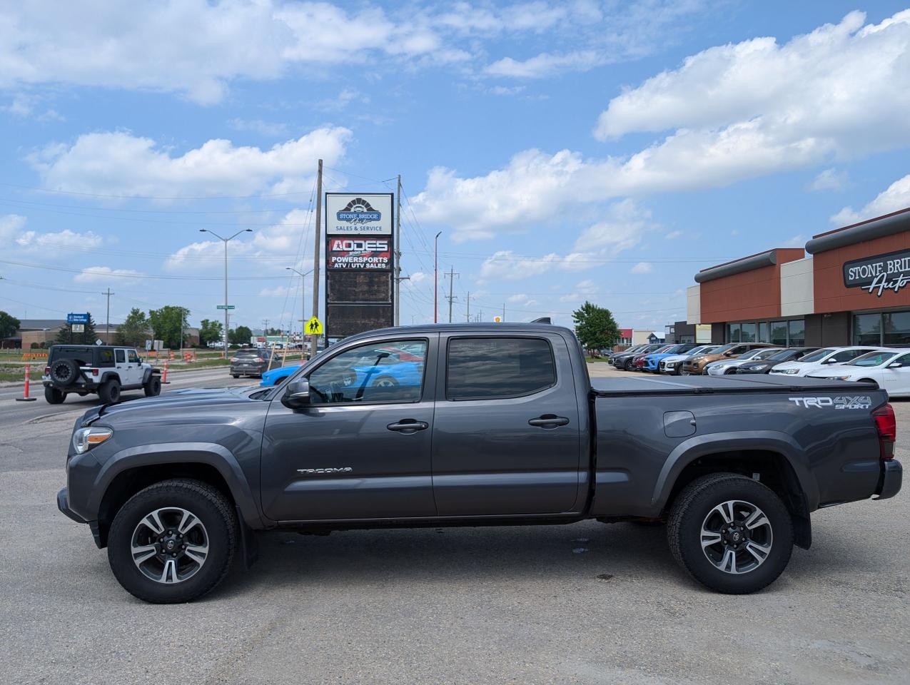 2018 Toyota Tacoma SR5 | Adaptive Cruise | Heated Seats - Photo #6