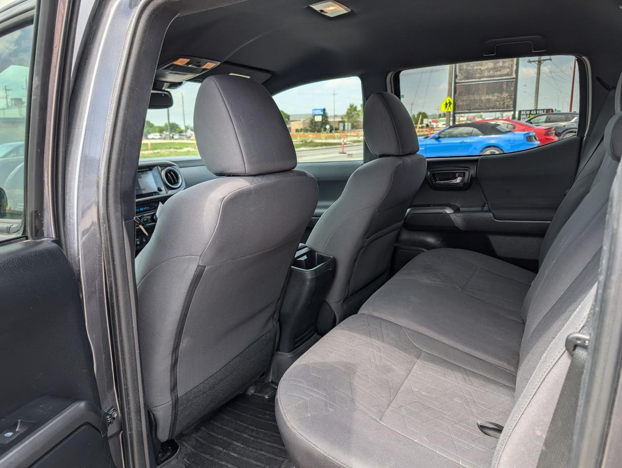 2018 Toyota Tacoma SR5 | Adaptive Cruise | Heated Seats - Photo #12