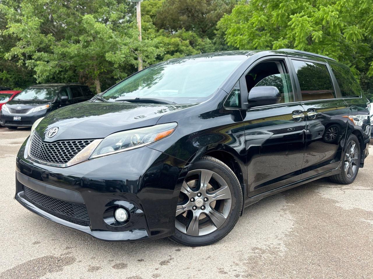 Used 2015 Toyota Sienna SE,ONE  OWNER,LEATHER.ALLOYS,SAFETY+WARRANTY INCLU for sale in Richmond Hill, ON