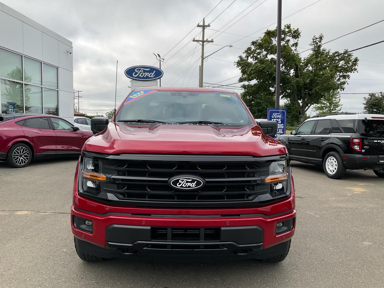 2025 Ford F-150 XLT Photo1