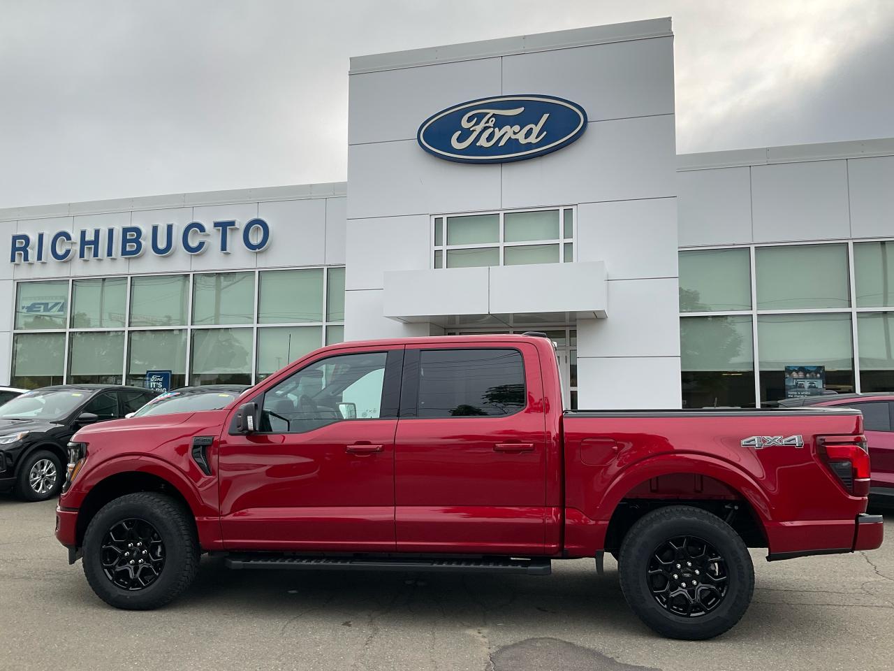 2025 Ford F-150 XLT Photo4