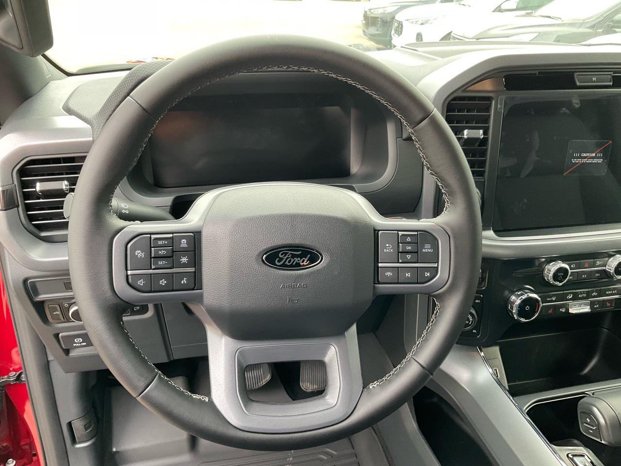 2025 Ford F-150 XLT Photo5