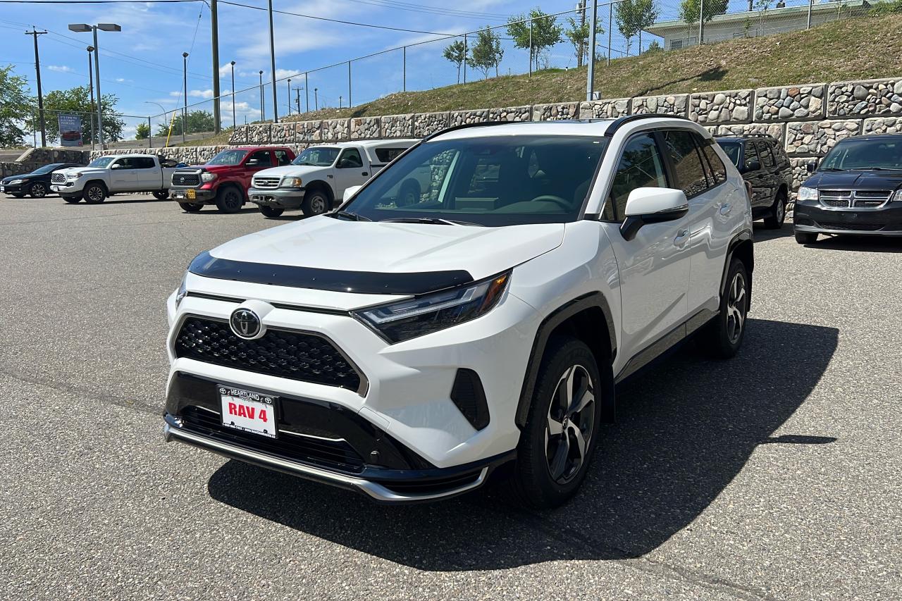 2025 Toyota RAV4 Plug-In Hybrid SE Photo