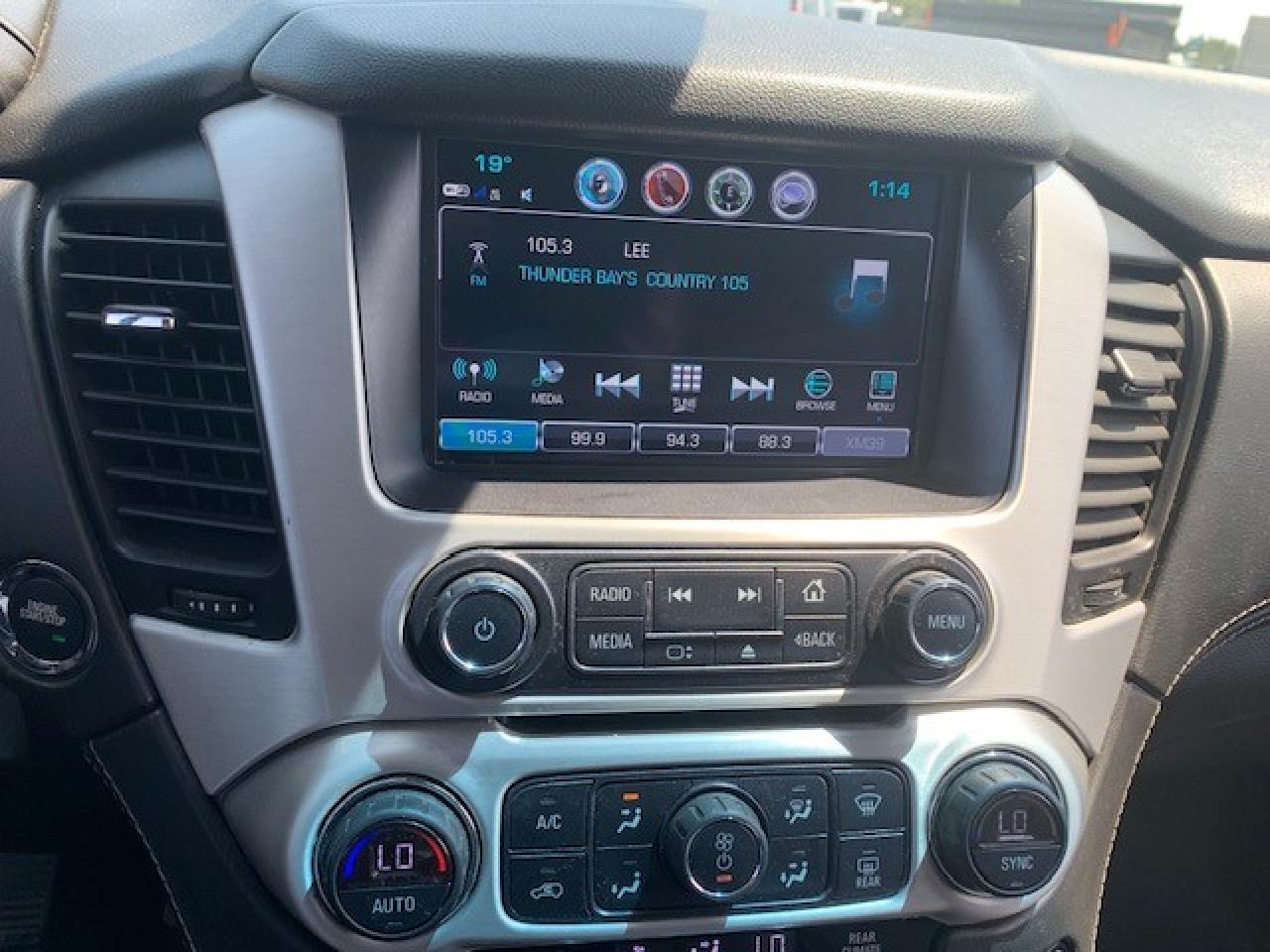 2018 GMC Yukon XL SLT - Photo #12