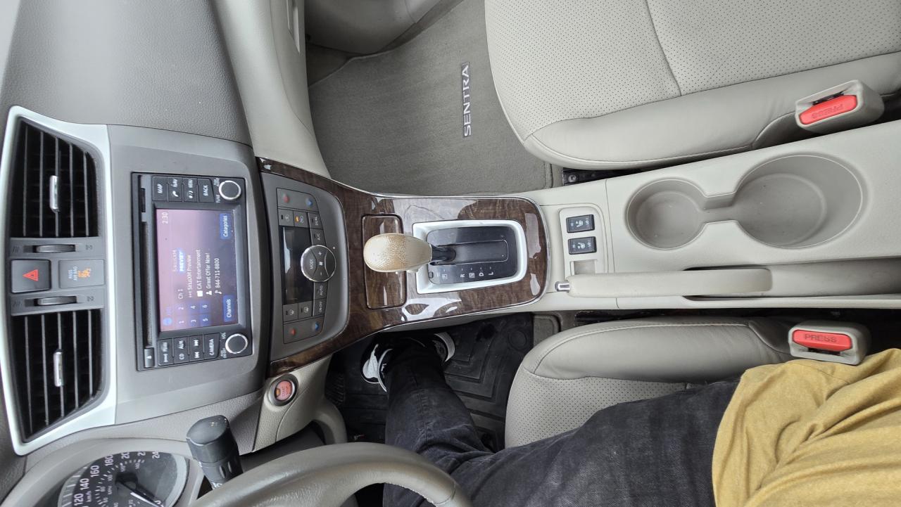 2013 Nissan Sentra S 6MT - Photo #12