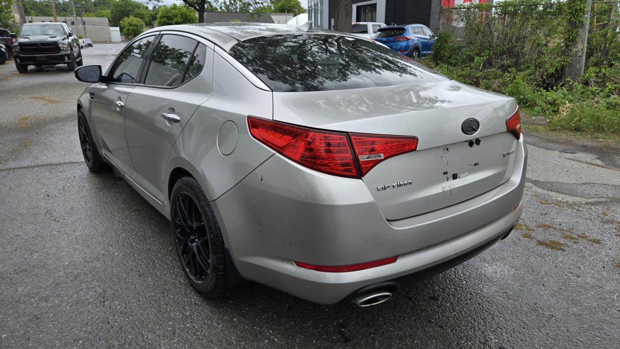 2012 Kia Optima EX - Photo #3