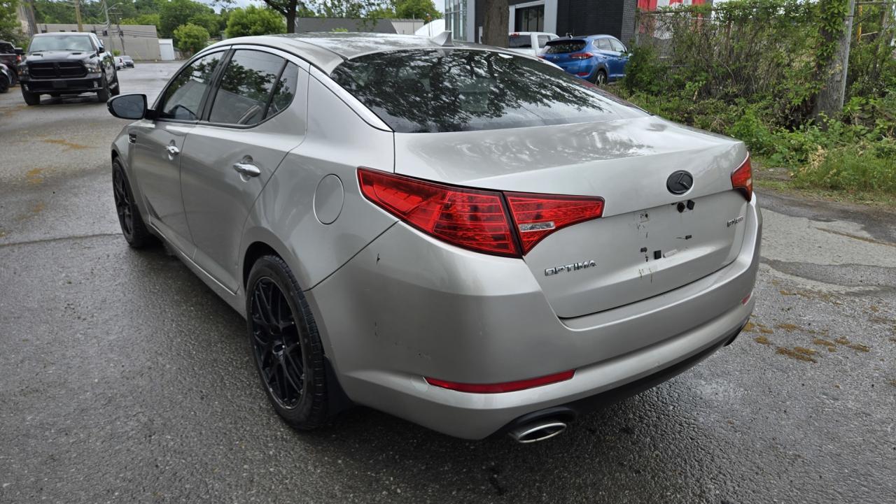 2012 Kia Optima EX - Photo #3