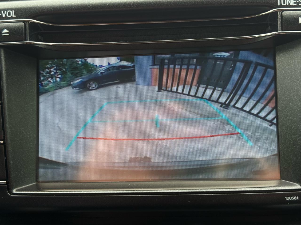 2016 Toyota RAV4 XLE | Navigation | Heated Seats | Sunroof - Photo #13