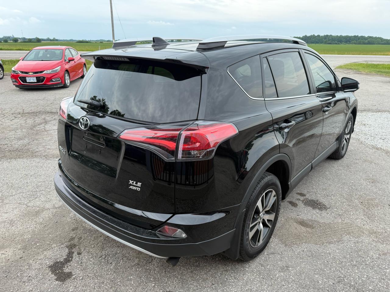 2016 Toyota RAV4 XLE | Navigation | Heated Seats | Sunroof - Photo #5
