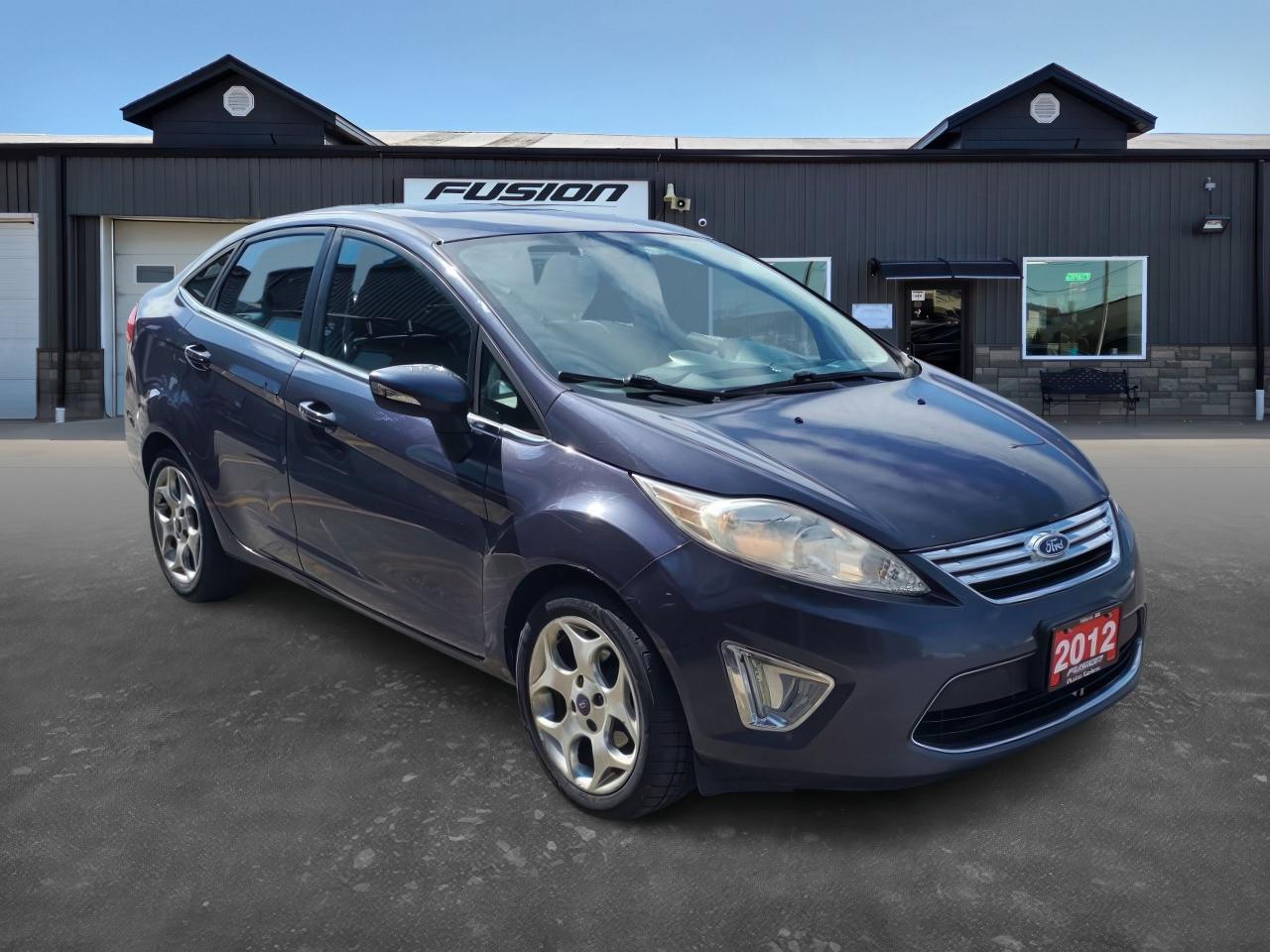 2012 Ford Fiesta SEL - Photo #6