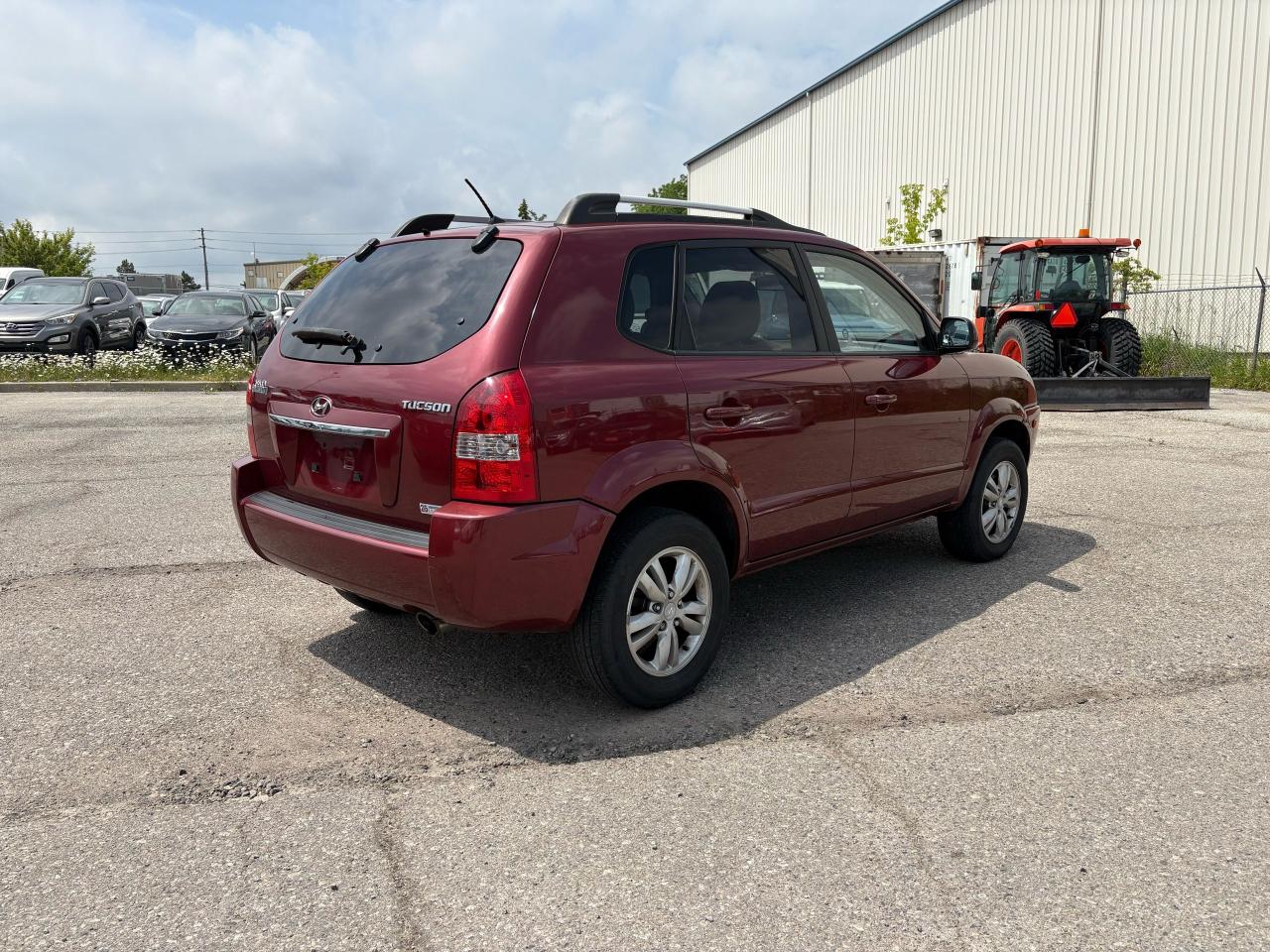 2009 Hyundai Tucson GL - Photo #4