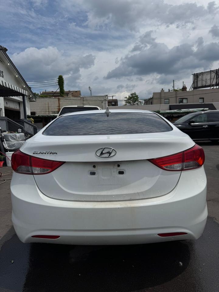 2013 Hyundai Elantra Sdn GL | CERTIFIED | NO ACCIDENTS - Photo #6