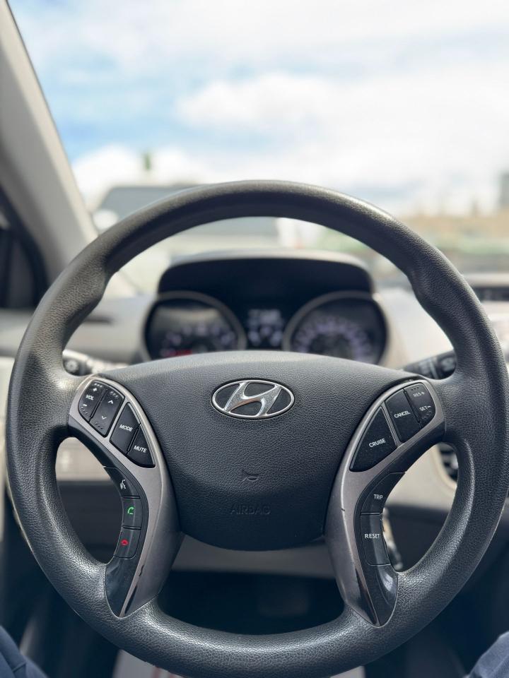 2013 Hyundai Elantra Sdn GL | CERTIFIED | NO ACCIDENTS - Photo #12