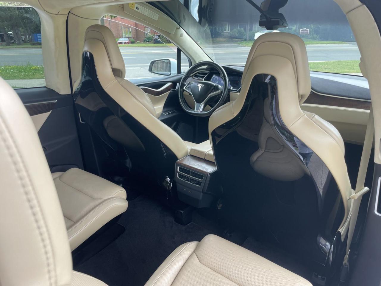 2016 Tesla Model X P90D - Photo #15