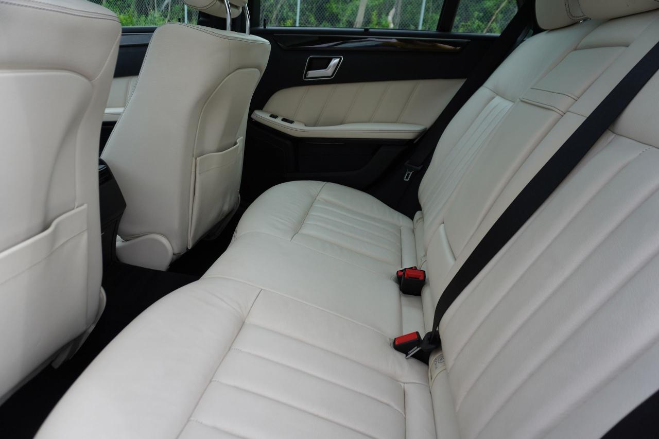2014 Mercedes-Benz E-Class STUNNING COMBO / 7 PASS / WELL MAINTAINED / LOCAL - Photo #20