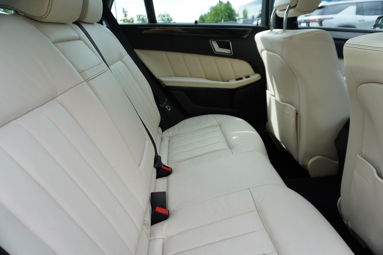 2014 Mercedes-Benz E-Class STUNNING COMBO / 7 PASS / WELL MAINTAINED / LOCAL - Photo #22