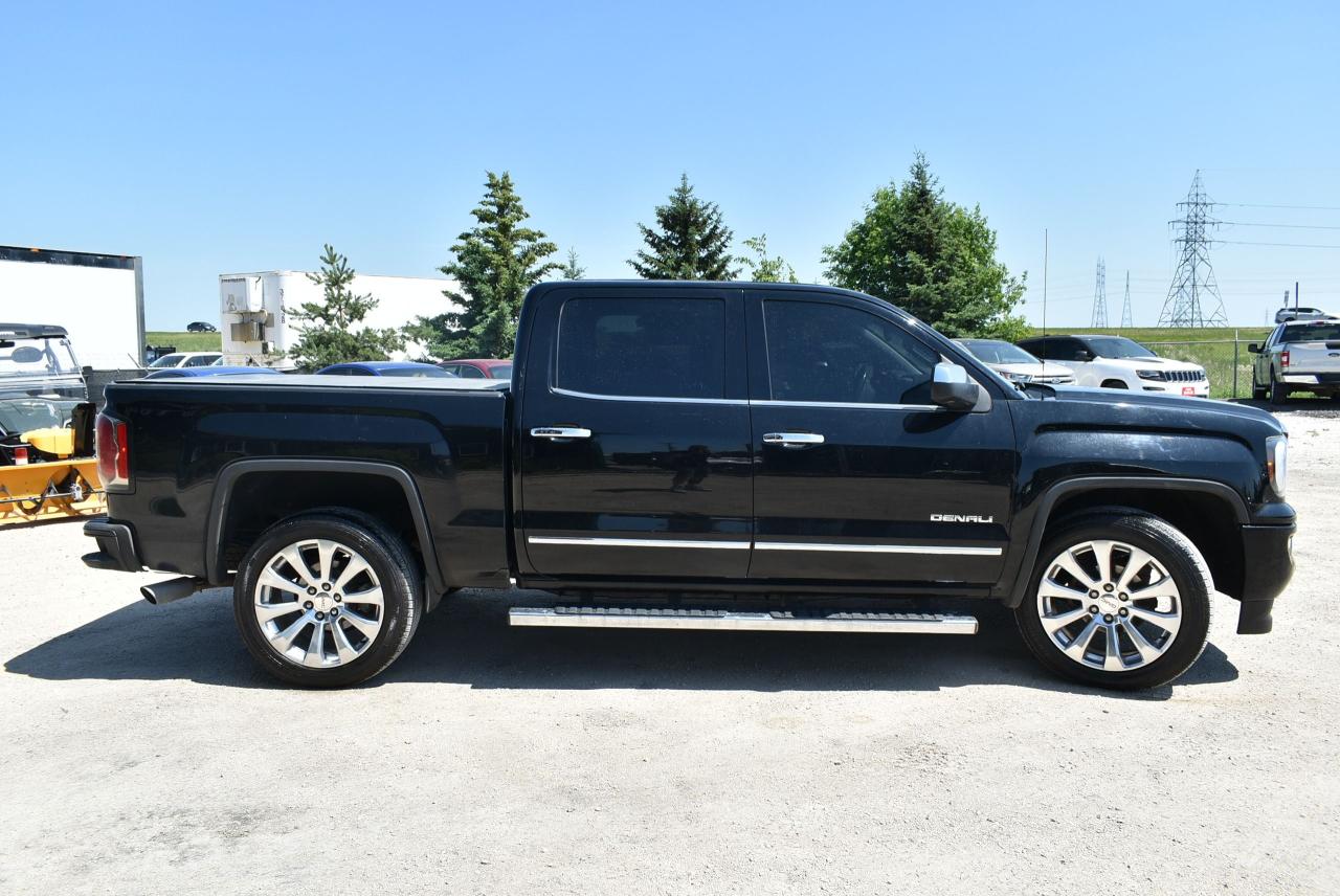 2018 GMC Sierra 1500 DENALI - 5.3L - Photo #11