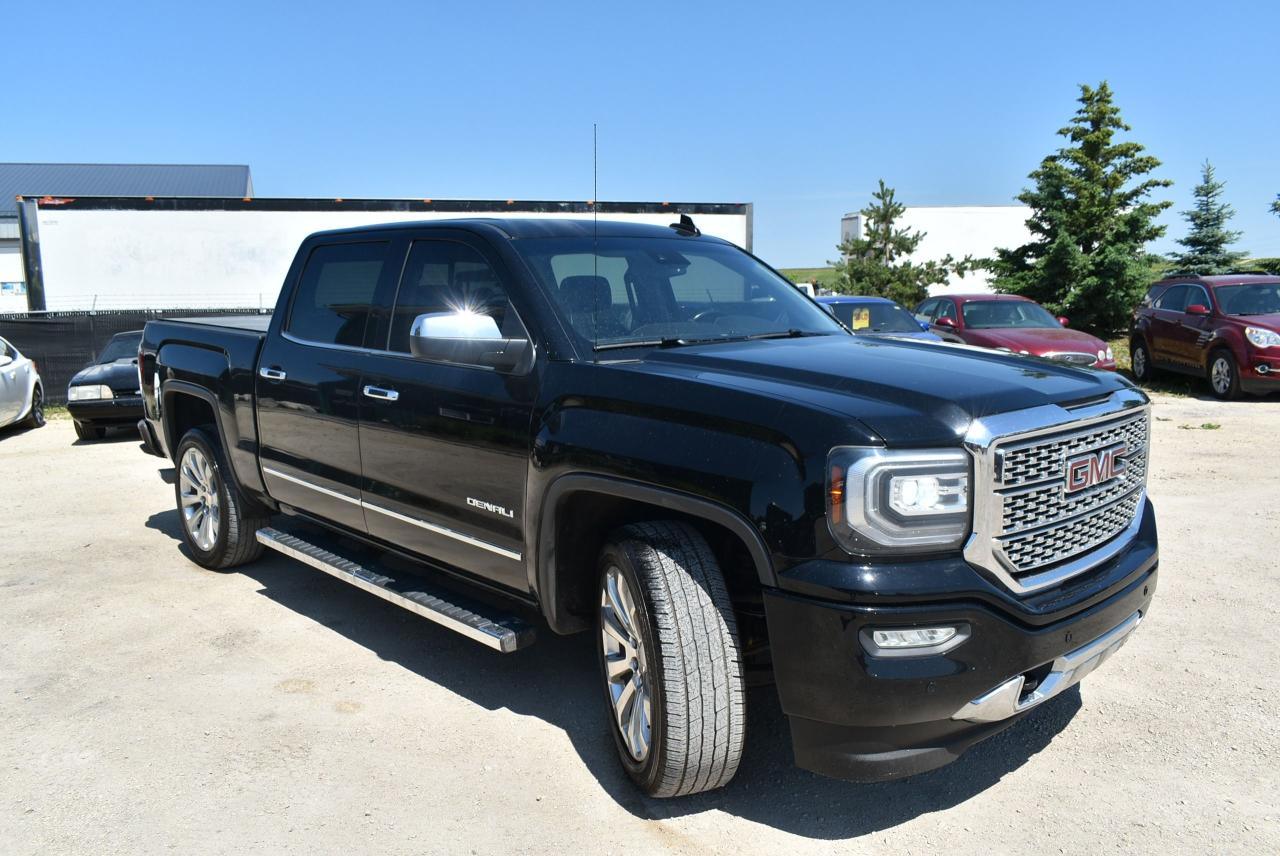 2018 GMC Sierra 1500 DENALI - 5.3L - Photo #13