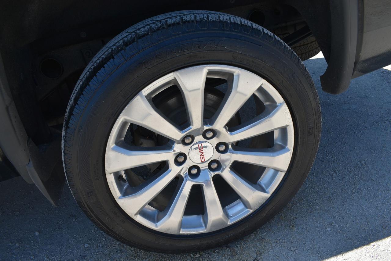2018 GMC Sierra 1500 DENALI - 5.3L - Photo #17