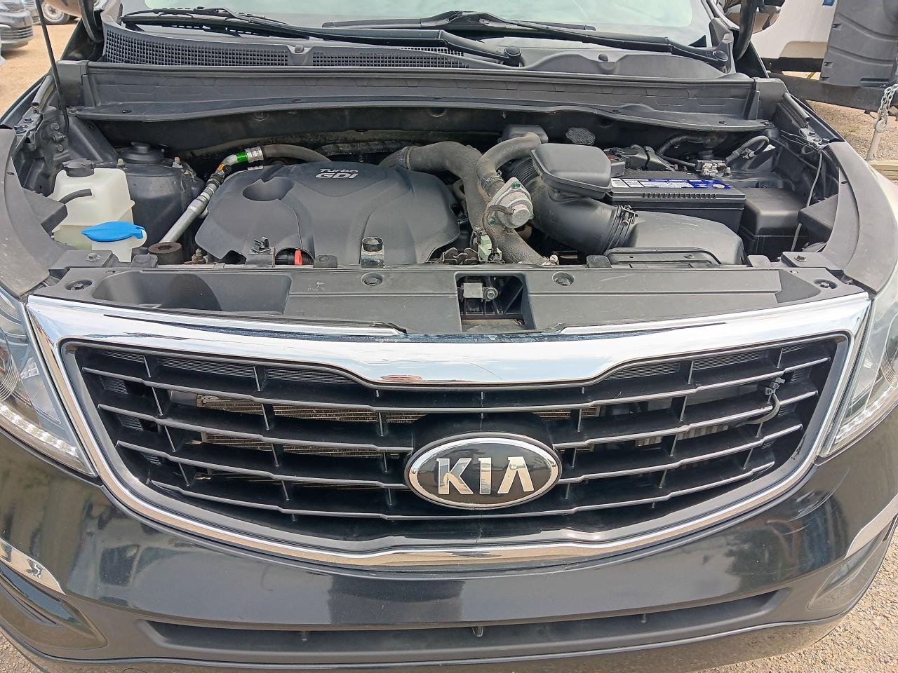 2016 Kia Sportage SX Luxury AWD, Htd Seats, BU Cam, Park Assist, - Photo #5