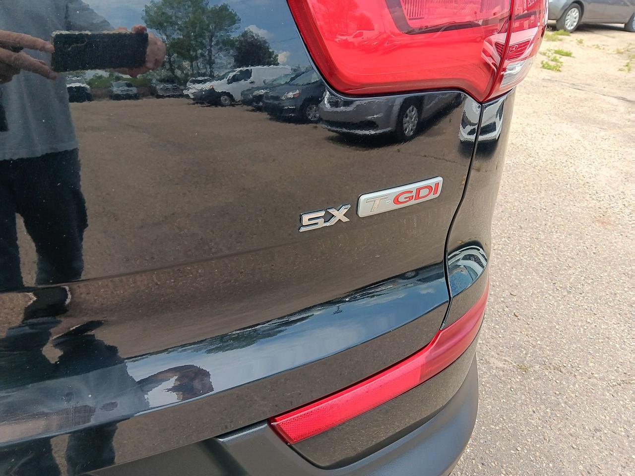 2016 Kia Sportage SX Luxury AWD, Htd Seats, BU Cam, Park Assist, - Photo #7