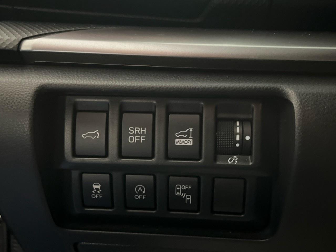 12668529