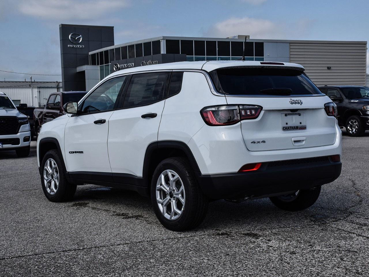 2025 Jeep Compass sport 4x4 Photo