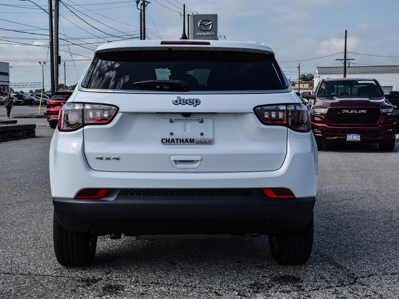 2025 Jeep Compass sport 4x4 Photo2