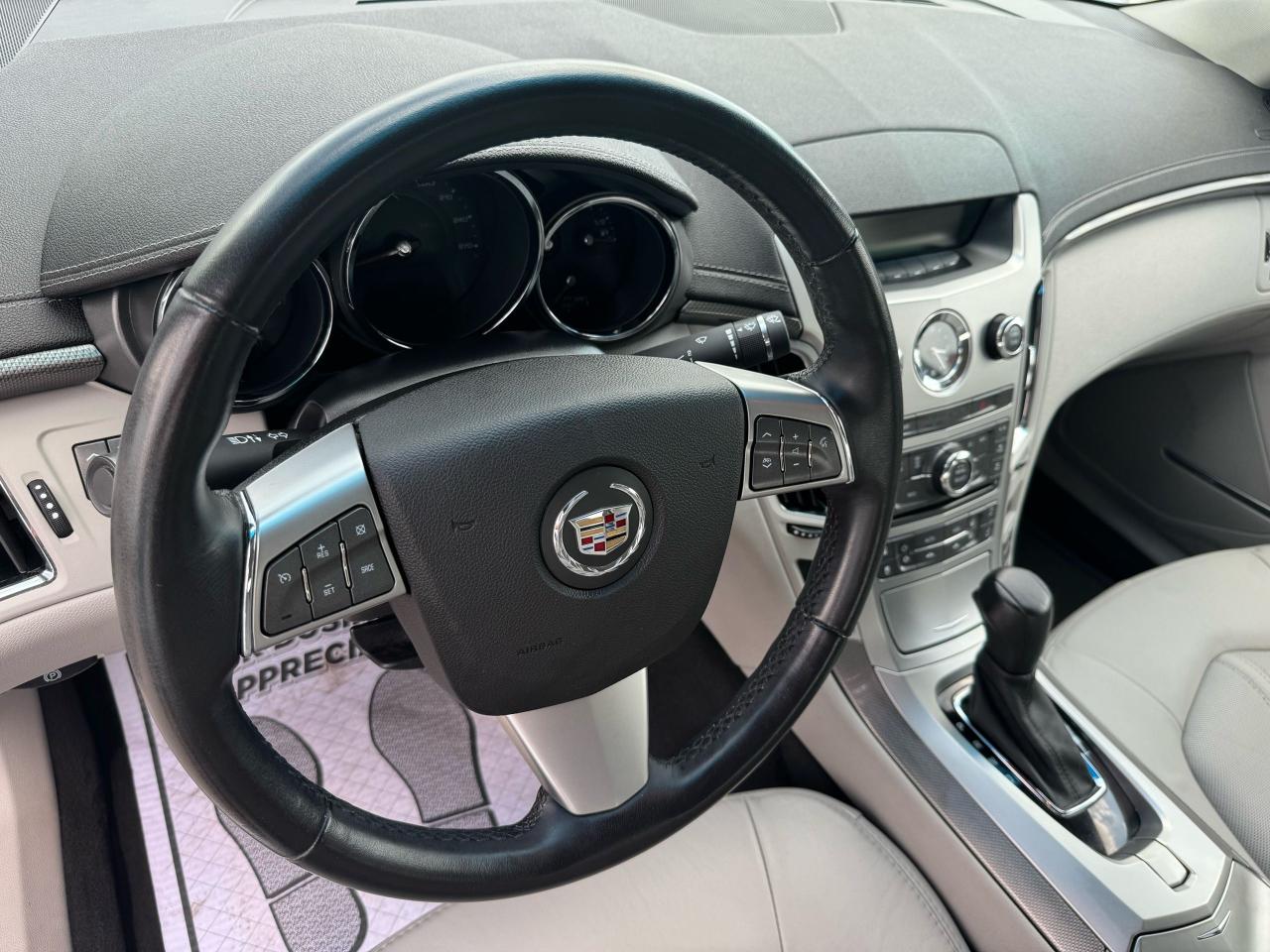 2013 Cadillac CTS Luxury - Photo #9