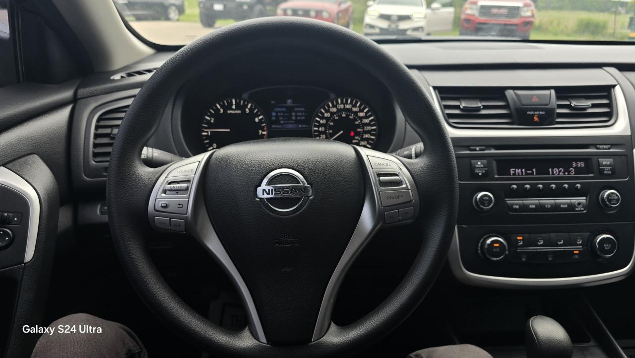 2017 Nissan Altima 2.5 - Photo #10