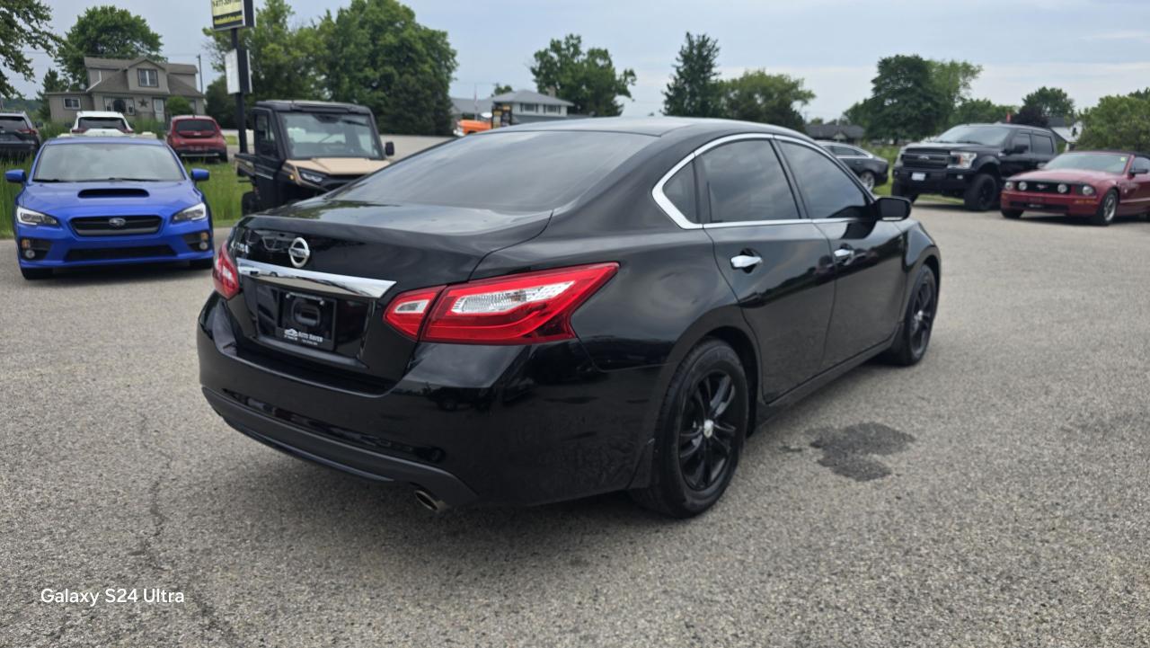 2017 Nissan Altima 2.5 - Photo #5
