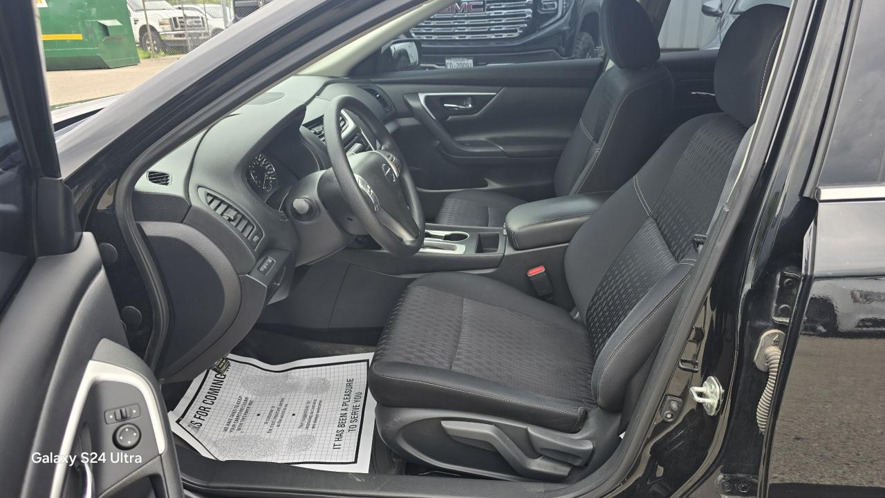2017 Nissan Altima 2.5 - Photo #23