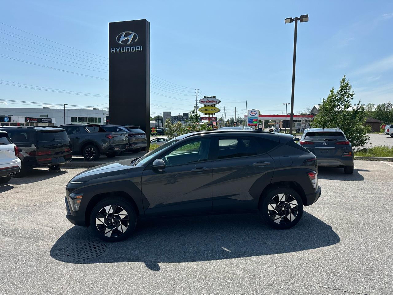 2024 Hyundai KONA Preferred Photo2