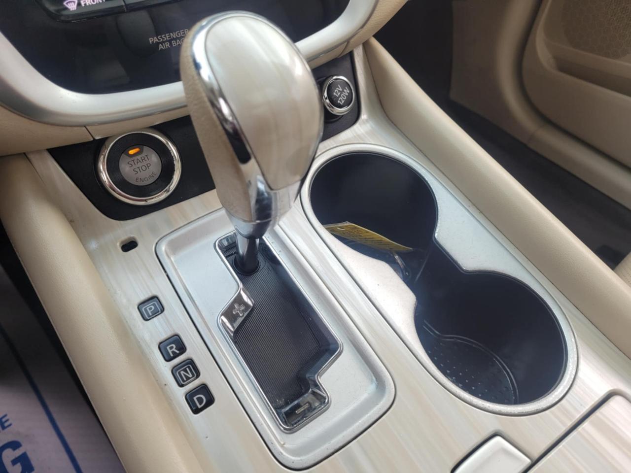 2016 Nissan Murano Platinum Photo11
