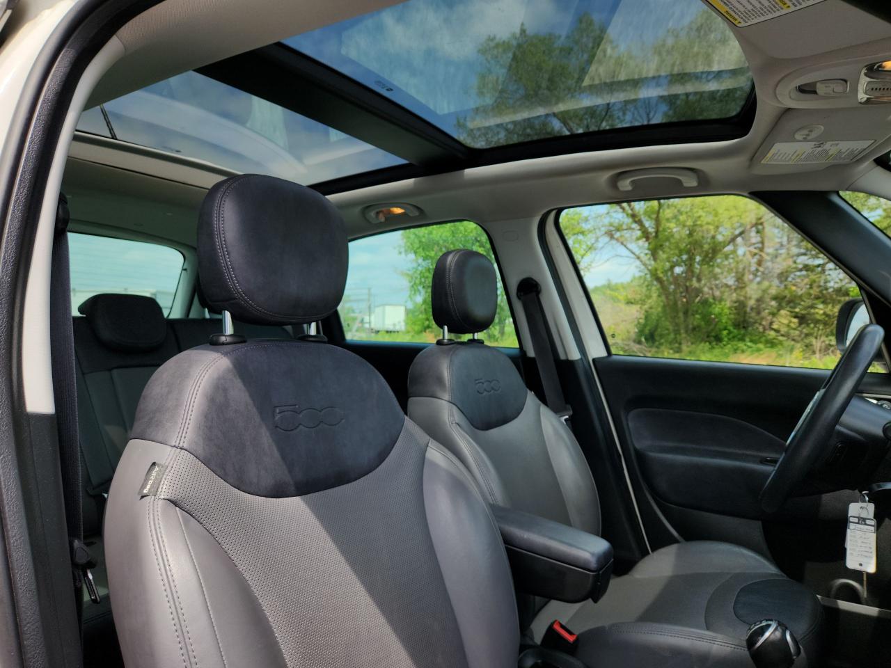 2015 Fiat 500L Lounge Photo24